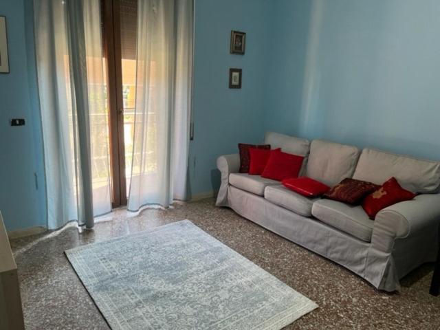 Di Fronte Alla Basilica Di San Paolo Appartement Rome Buitenkant foto